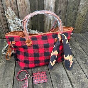 ❤️NEW BUFFALO PLAID TOTE BAG PURSE w/ CREDIT CARD ID BANGLE WRISTLET & TASSEL❤️